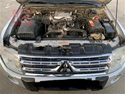 ميتسوبيشي باجيرو